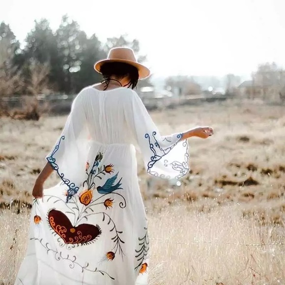 Boho Embroidered Hearts Magic Kimono Long Maxi Gown In White 5 Star ⭐️ Favorite - Picture 15 of 15